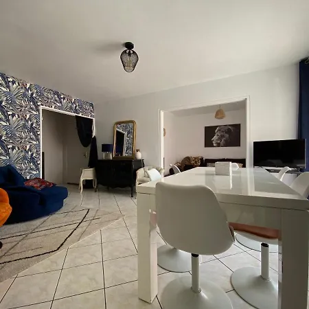 Apartment Le Chanturgue - Joli T3 Meuble Avec Gout A Proximite D'un Joli Parc Et Des Transports *