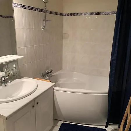 Apartment Le Chanturgue - Joli T3 Meuble Avec Gout A Proximite D'un Joli Parc Et Des Transports Clermont-Ferrand