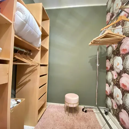Apartment Le Chanturgue - Joli T3 Meuble Avec Gout A Proximite D'un Joli Parc Et Des Transports